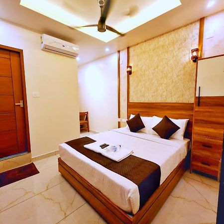 Apsara Residency Hotell Perintalmanna Eksteriør bilde